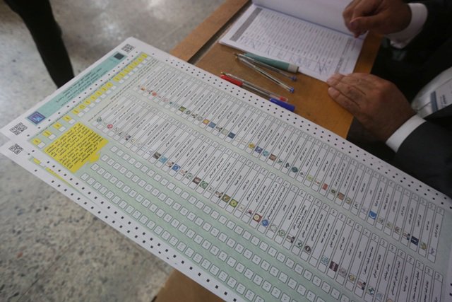 A member of the Commission considers the elections invalid and reveals the falsification of their results